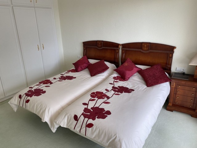 4 Bedrooms Villa in Mijas