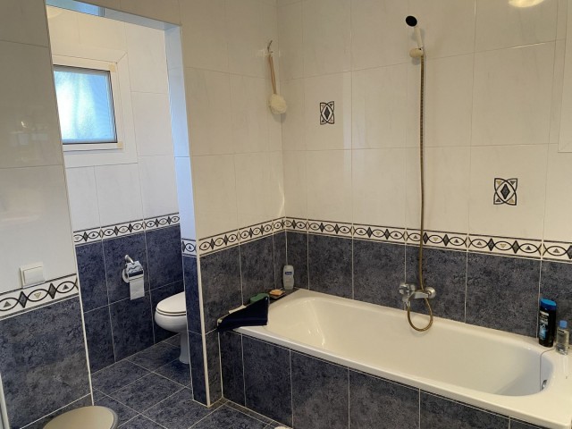 4 Bedrooms Villa in Mijas