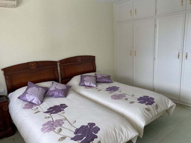 4 Bedrooms Villa in Mijas