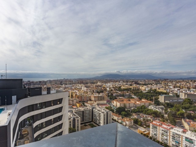 2 Bedrooms Apartment in Málaga Centro