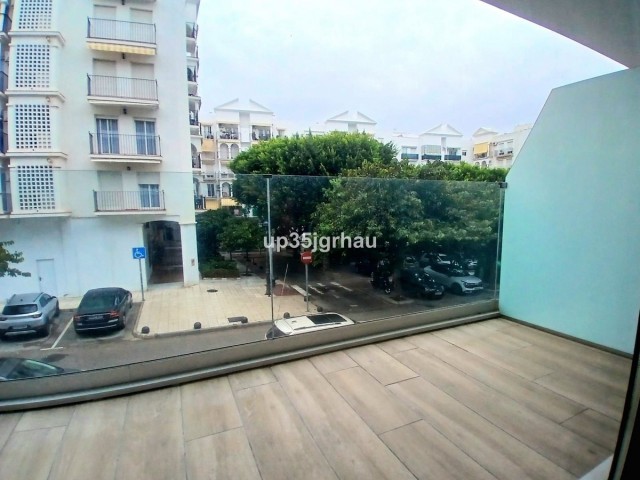 3 Bedrooms Apartment in Estepona