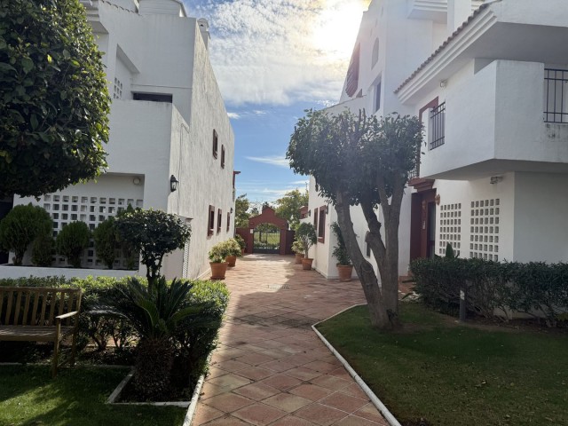 2 Schlafzimmer Apartment in San Pedro de Alcántara