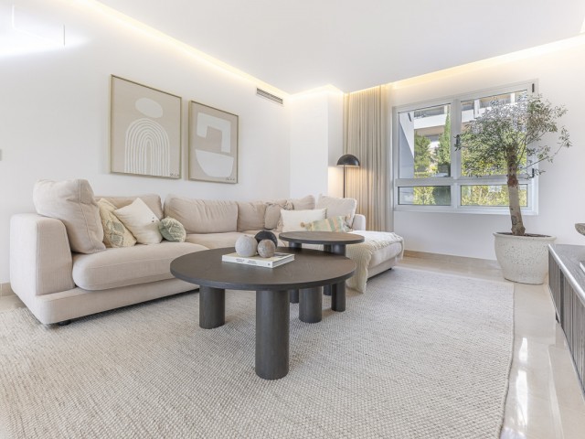 3 Bedrooms Apartment in Benahavís