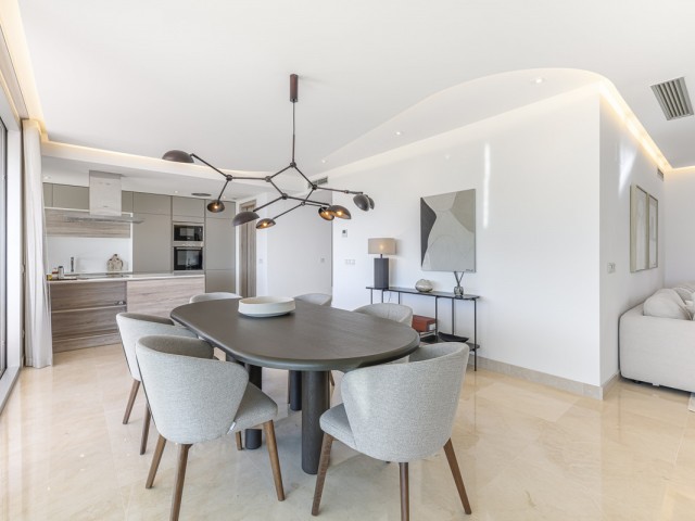 3 Bedrooms Apartment in Benahavís