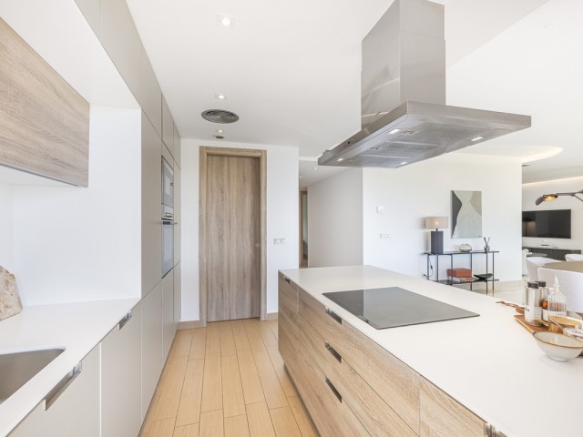 3 Bedrooms Apartment in Benahavís