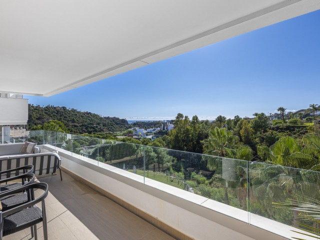 3 Bedrooms Apartment in Benahavís