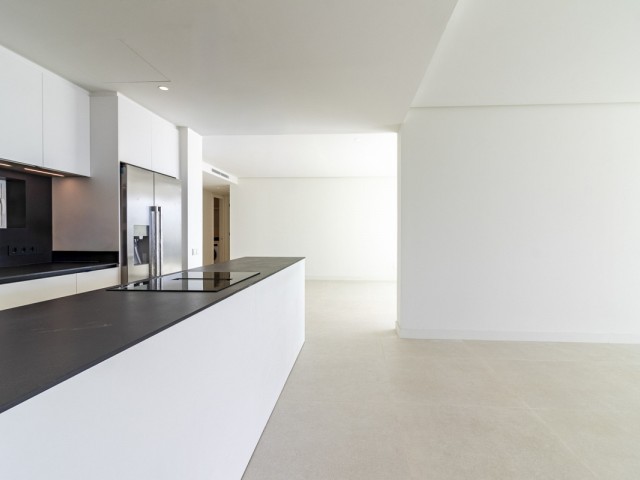 3 Sovrums Lägenhet i Ojén