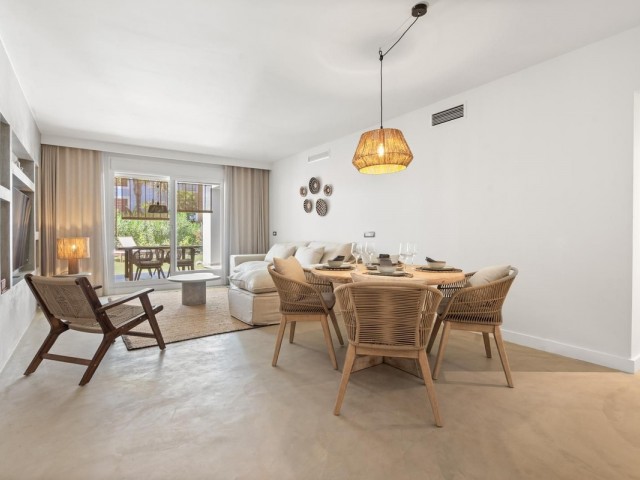 Appartement, New Golden Mile, R5234476