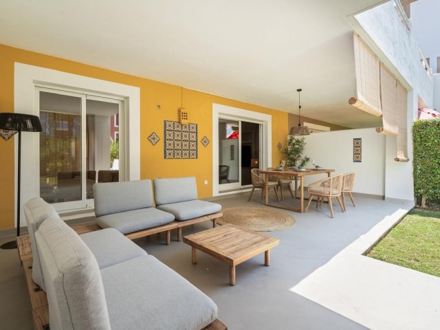 Appartement, New Golden Mile, R5234476