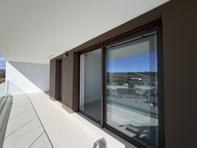 3 Bedrooms Apartment in Estepona