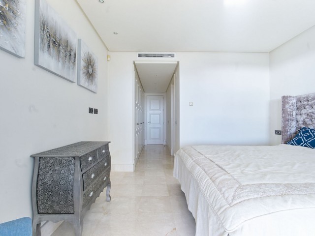 3 Bedrooms Apartment in Estepona