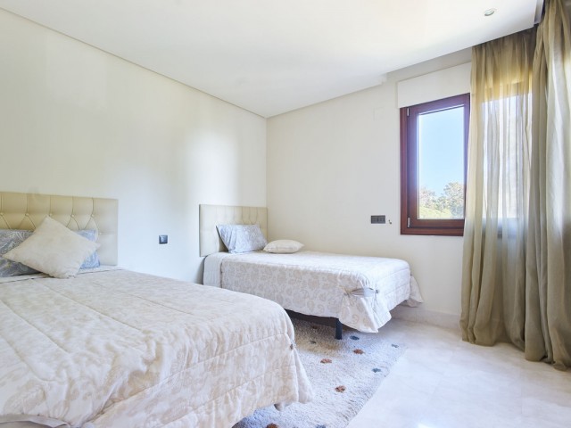 3 Bedrooms Apartment in Estepona