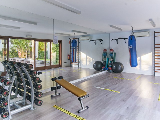 3 Bedrooms Apartment in Estepona