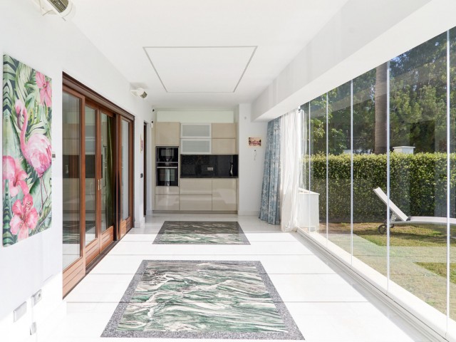 3 Bedrooms Apartment in Estepona