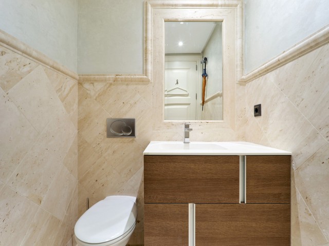 3 Bedrooms Apartment in Estepona