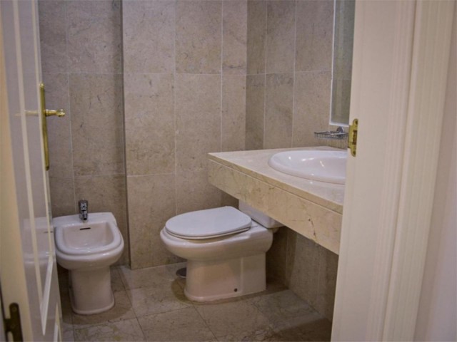 2 Bedrooms Apartment in Marbella