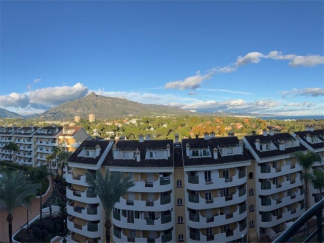 2 Bedrooms Apartment in Marbella