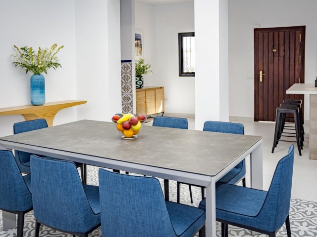 4 Bedrooms Townhouse in Estepona