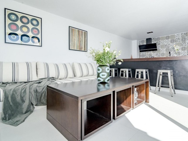 4 Bedrooms Townhouse in Estepona