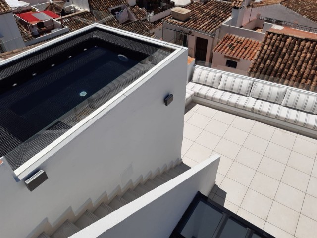 4 Bedrooms Townhouse in Estepona