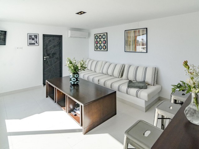 4 Soveroms Rekkehus i Estepona