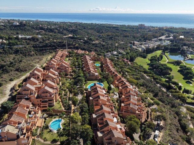 2 Bedrooms Apartment in Marbella