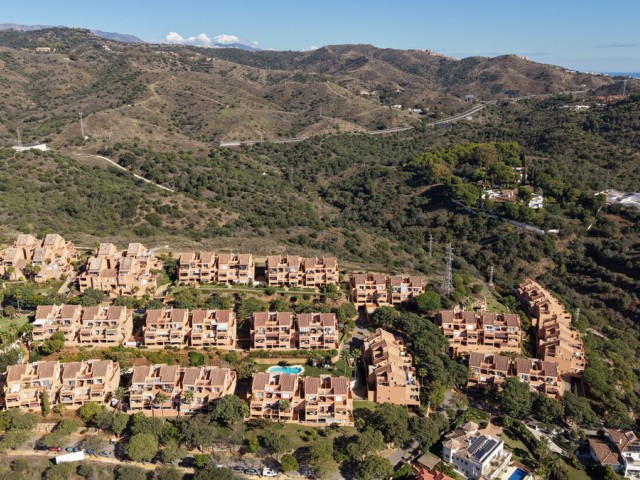 2 Bedrooms Apartment in Marbella