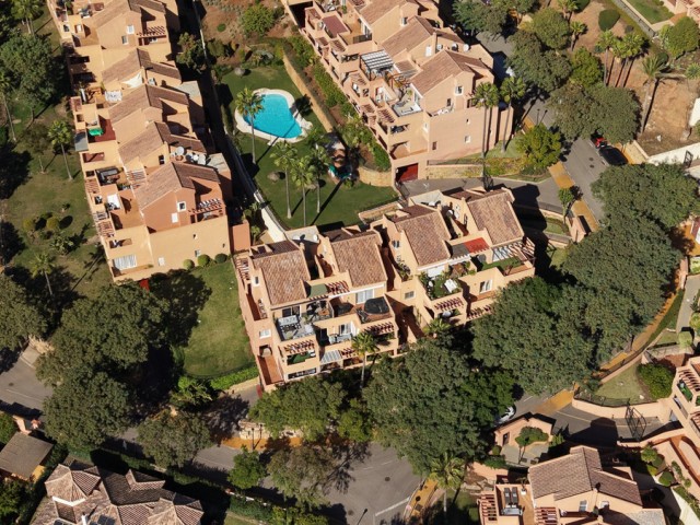 2 Bedrooms Apartment in Marbella