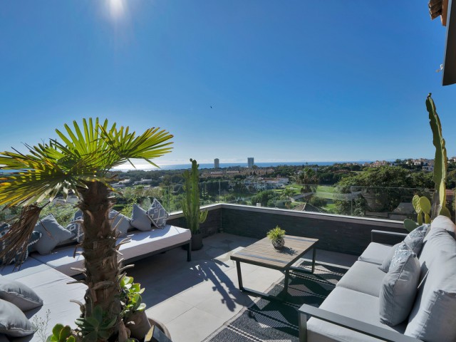 2 Bedrooms Apartment in Marbella