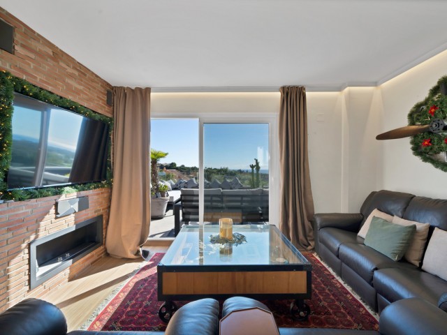 2 Bedrooms Apartment in Marbella