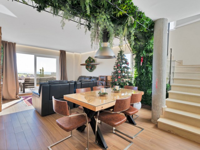 2 Bedrooms Apartment in Marbella