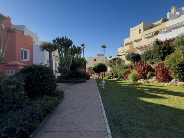 3 Bedrooms Apartment in Casares