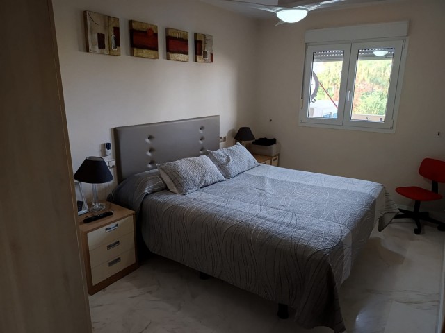 5 Bedrooms Apartment in Estepona