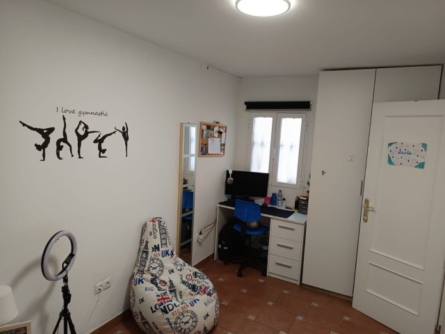 5 Bedrooms Apartment in Estepona