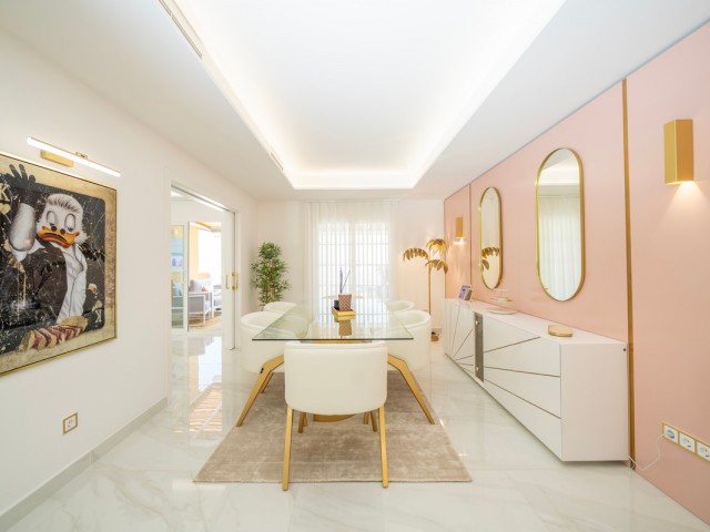 4 Bedrooms Villa in Ojén