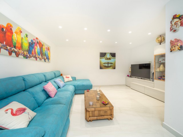 4 Bedrooms Villa in Ojén