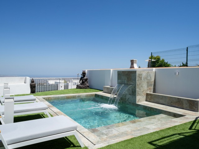 4 Bedrooms Villa in Ojén