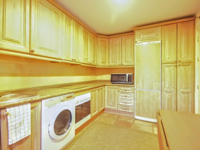 Penthouse avec 2 Chambres  à Elviria