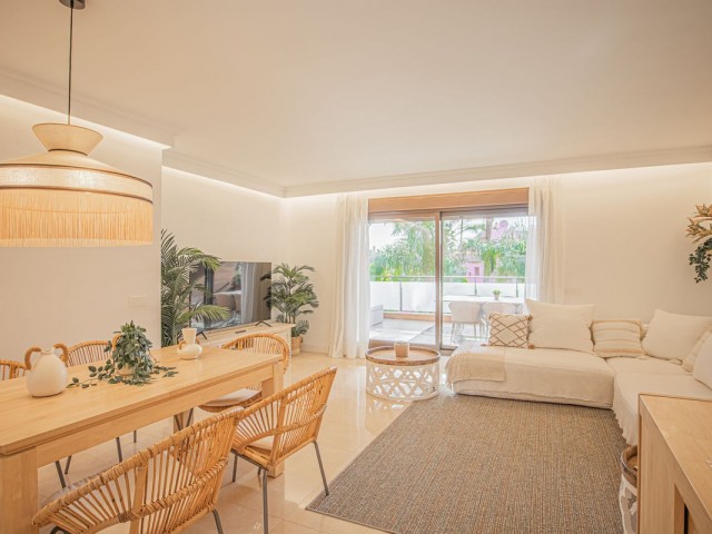 3 Bedrooms Apartment in Estepona