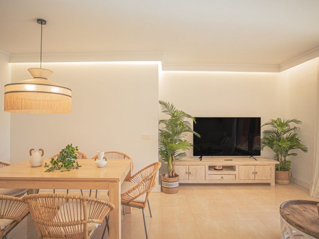 3 Bedrooms Apartment in Estepona