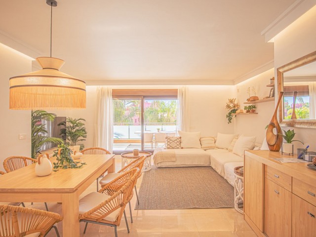 3 Bedrooms Apartment in Estepona