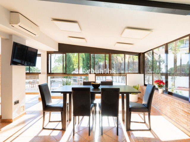 5 Bedrooms Villa in Torremolinos