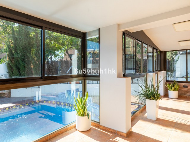 Villa avec 5 Chambres  à Torremolinos