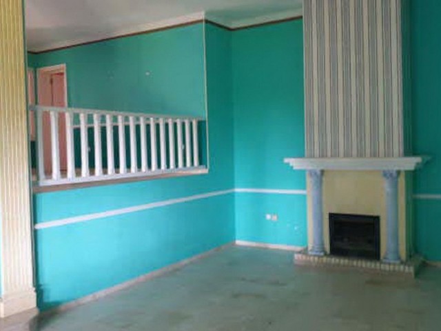 6 Bedrooms Villa in Manilva