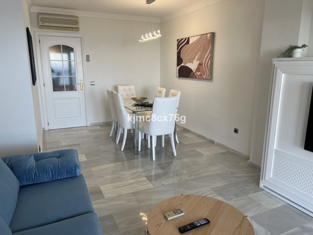 2 Bedrooms Apartment in Calahonda