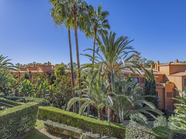 Apartamento con 2 Dormitorios  en Atalaya