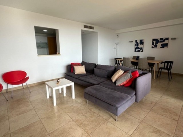 Apartamento con 3 Dormitorios  en Fuengirola