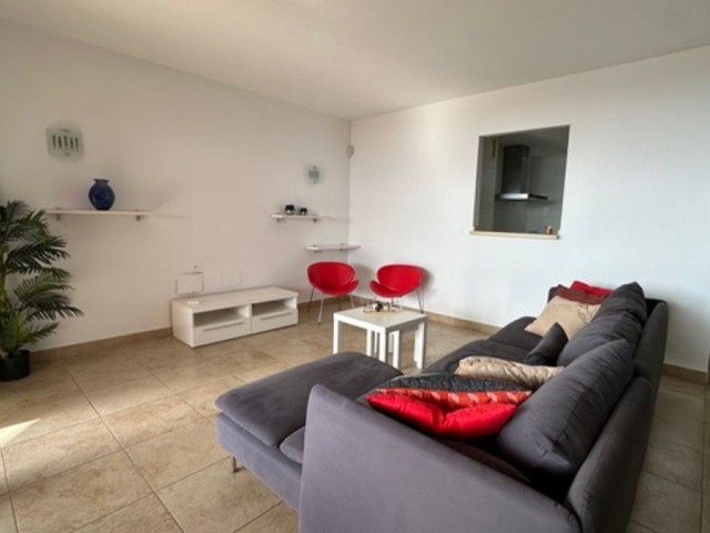 Apartamento con 3 Dormitorios  en Fuengirola