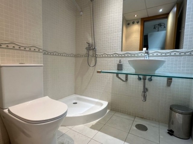 Apartamento con 3 Dormitorios  en Fuengirola