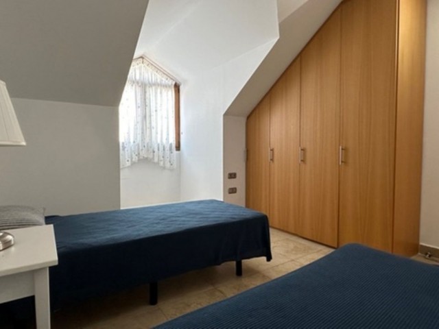 Apartamento con 3 Dormitorios  en Fuengirola